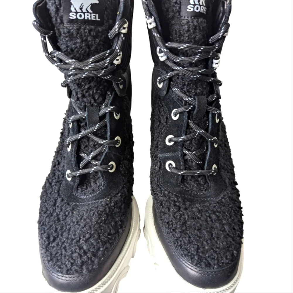 Sorel Women's Brex Heel Cozy Lace Boot...Size 9.5